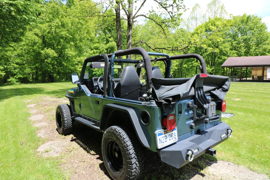1999 Jeep TJ Wrangler - Image 21 of 29