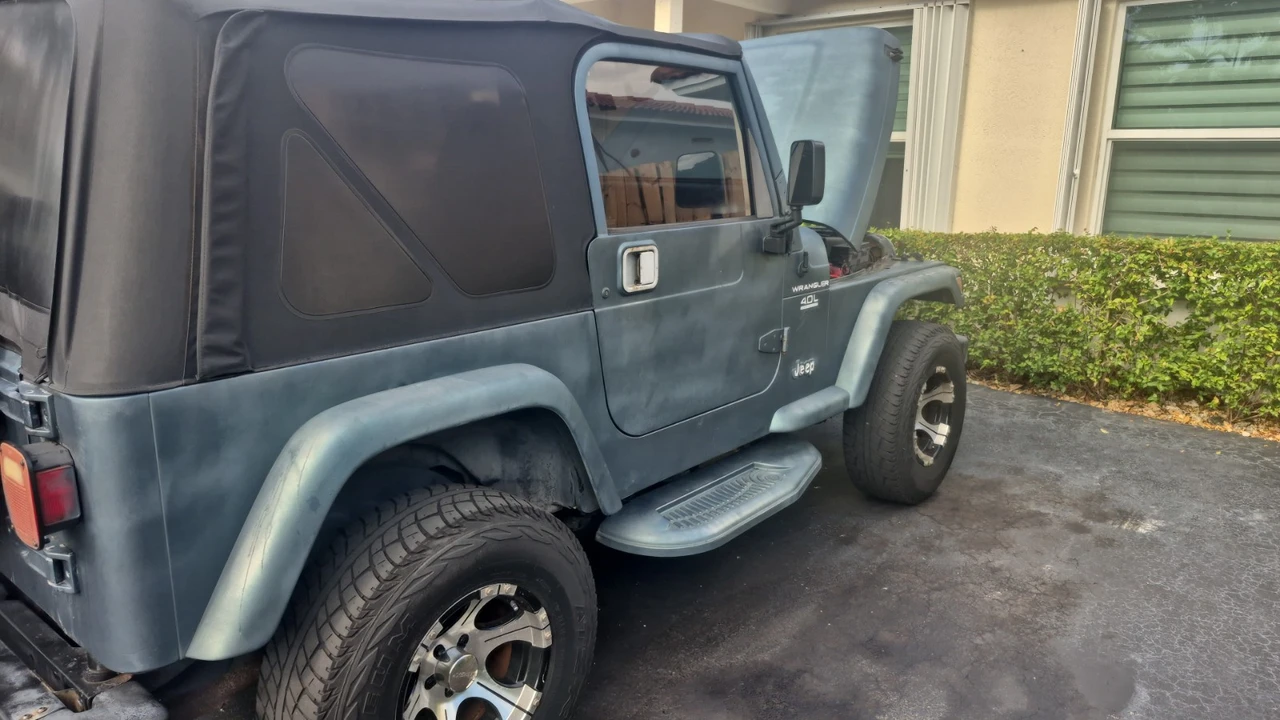 1999 Jeep TJ Wrangler - Image 17 of 19