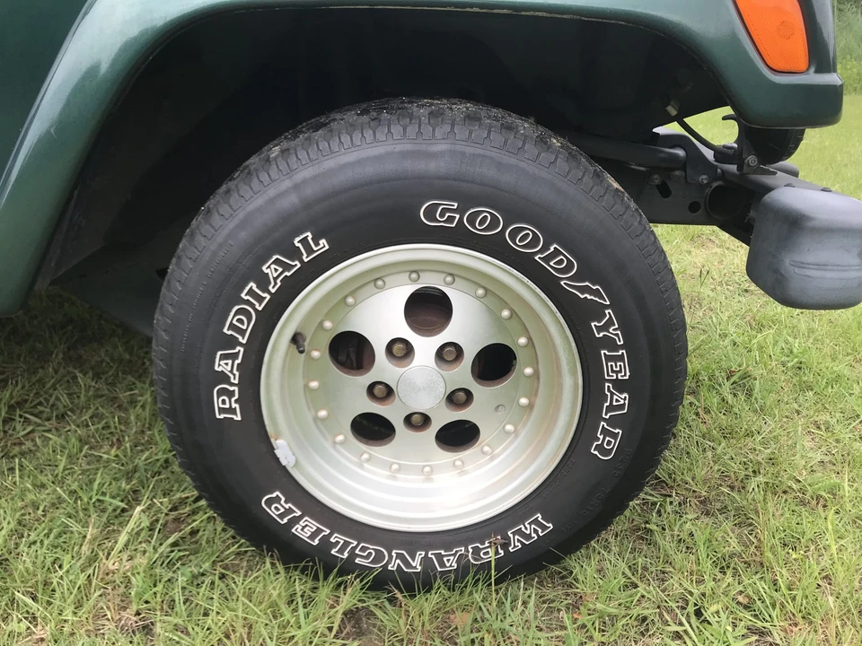 1999 Jeep TJ Wrangler - Image 15 of 31