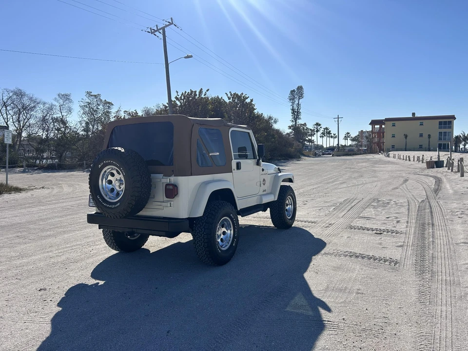 1999 Jeep TJ Wrangler - Image 11 of 31