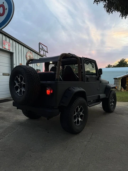 1999 Jeep TJ Wrangler - Image 4 of 13