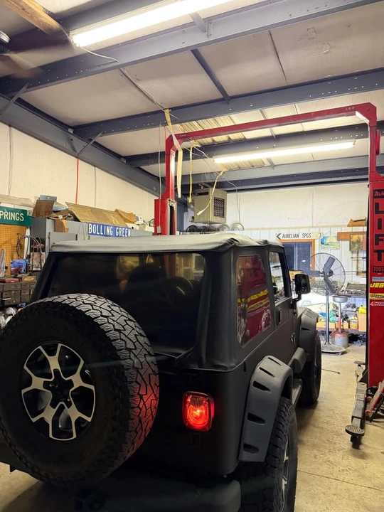 1999 Jeep TJ Wrangler - Image 11 of 13