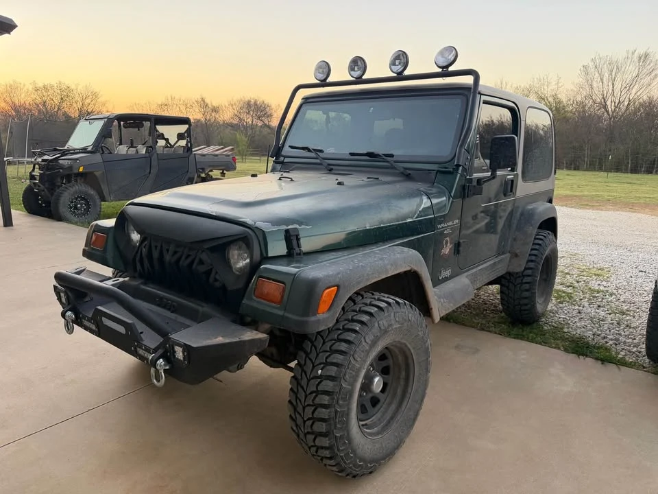 1999 Jeep TJ Wrangler - Image 2 of 4