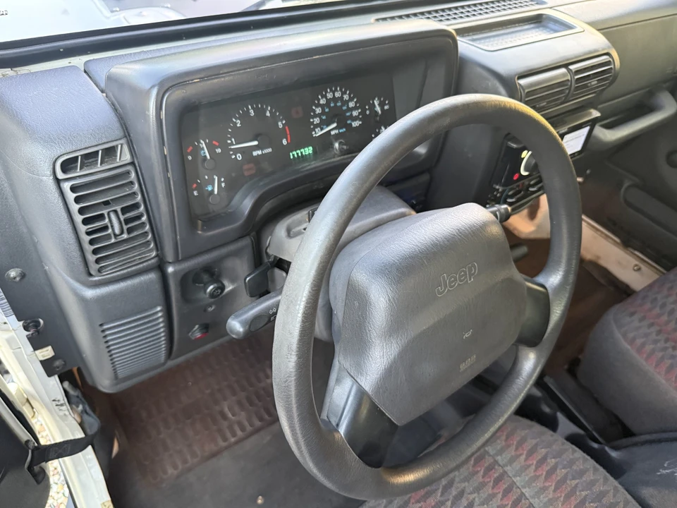 1999 Jeep TJ Wrangler - Image 23 of 31