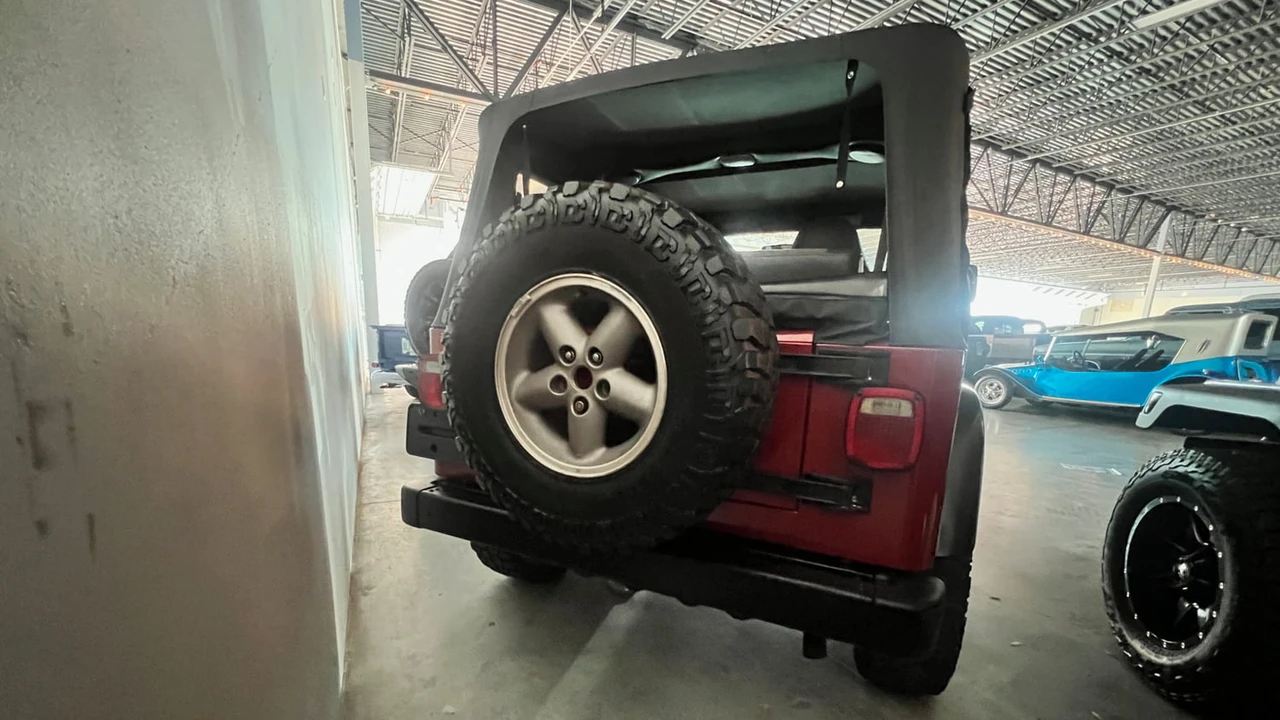 1999 Jeep TJ Wrangler - Image 3 of 3