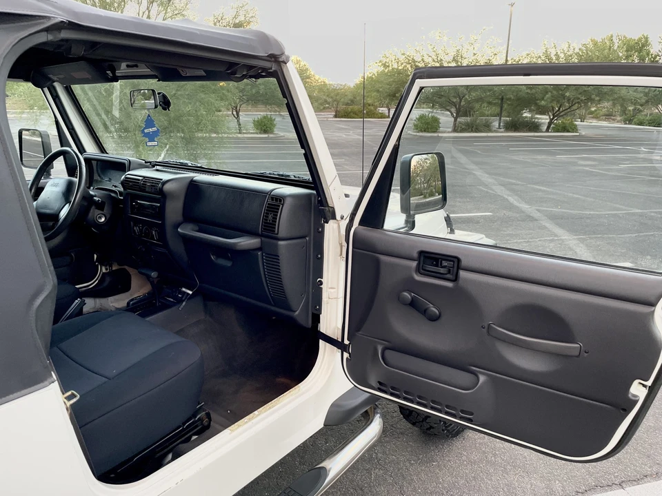 1999 Jeep TJ Wrangler - Image 28 of 31