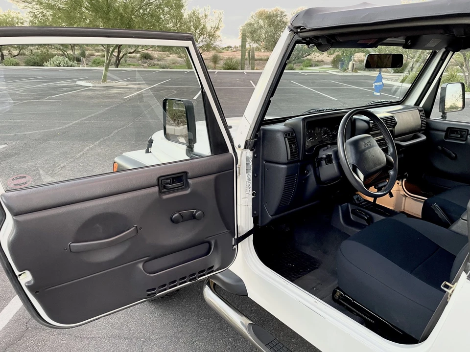 1999 Jeep TJ Wrangler - Image 24 of 31