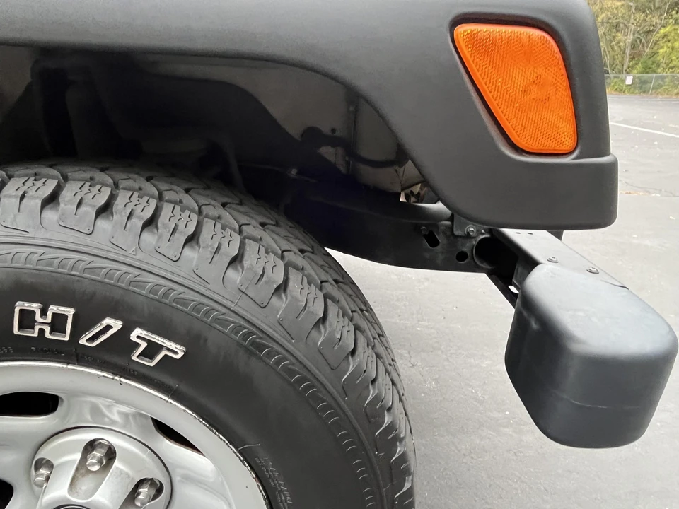 1999 Jeep TJ Wrangler - Image 26 of 31