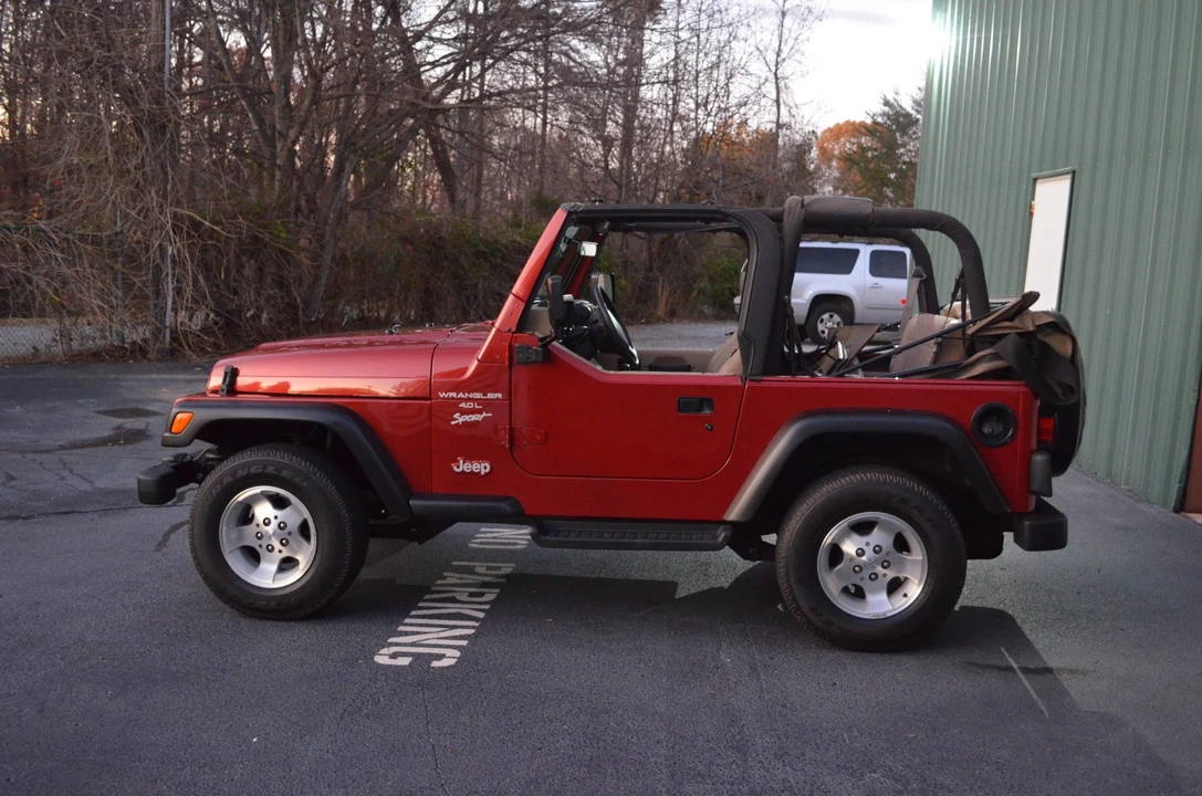 1999 Jeep TJ Wrangler - Image 21 of 31
