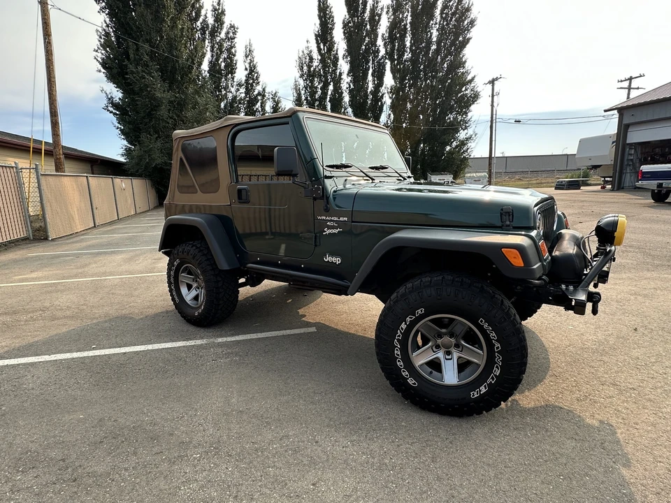 1999 Jeep TJ Wrangler - Image 2 of 31