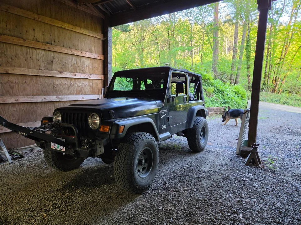 1999 Jeep TJ Wrangler - Image 2 of 3