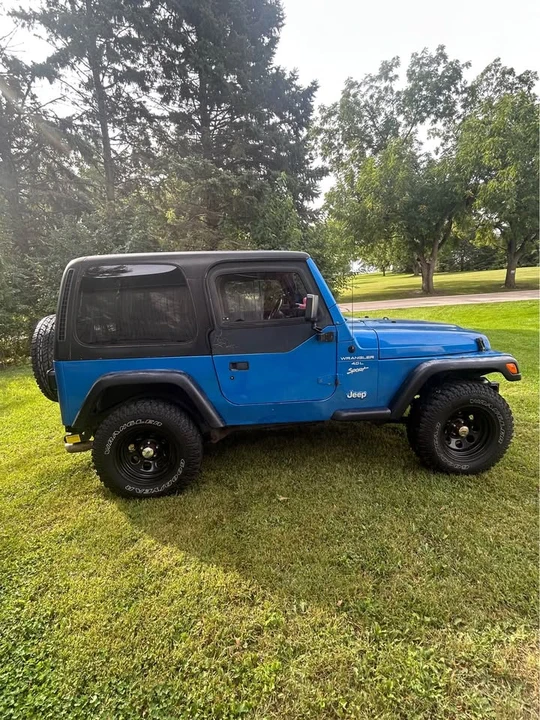 1999 Jeep TJ Wrangler - Image 2 of 12