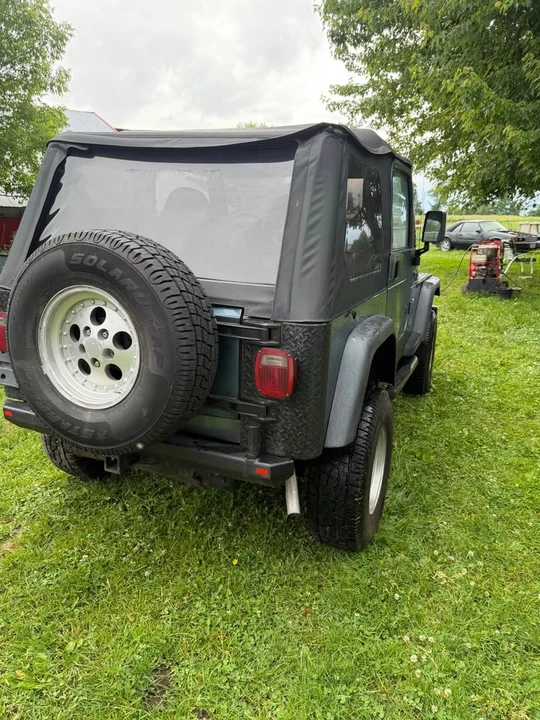 1999 Jeep TJ Wrangler - Image 4 of 15