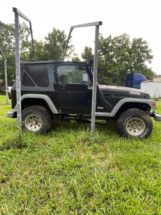 1999 Jeep TJ Wrangler - Image 3 of 4