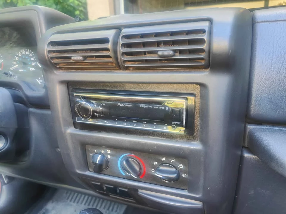 1999 Jeep TJ Wrangler - Image 7 of 9