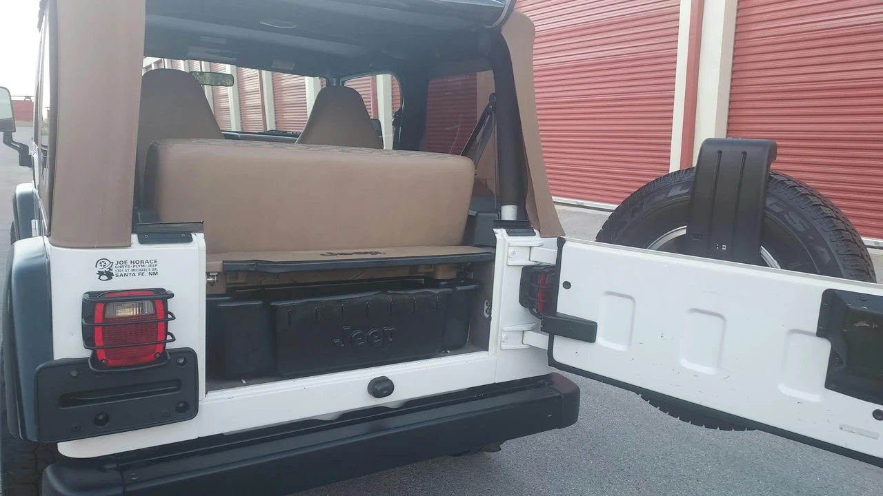 1999 Jeep TJ Wrangler - Image 18 of 28