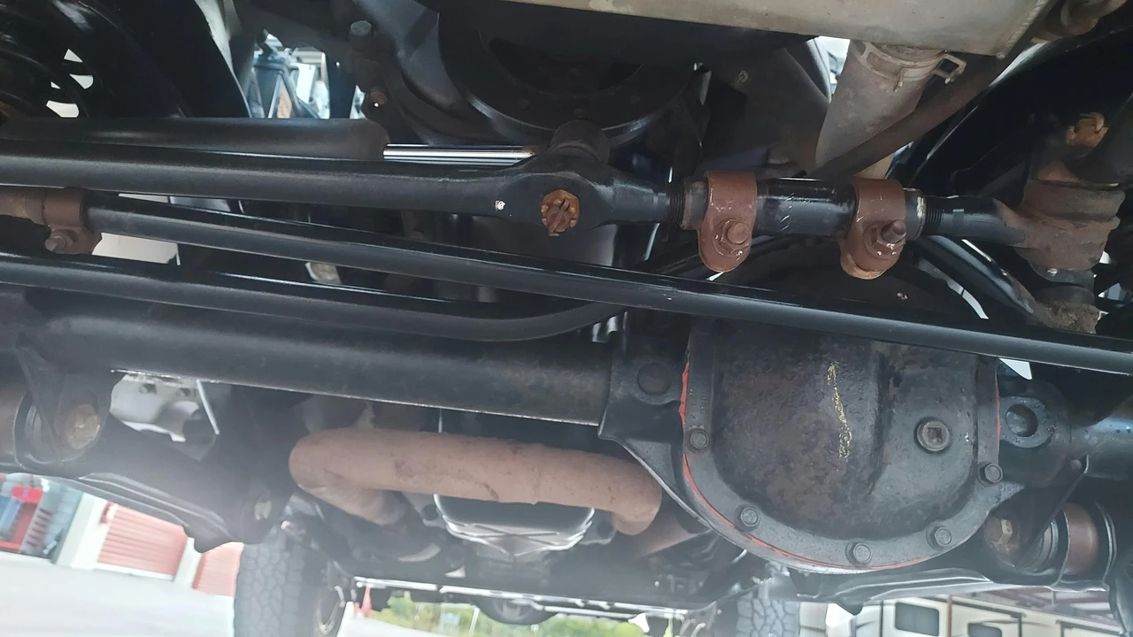1999 Jeep TJ Wrangler - Image 25 of 28