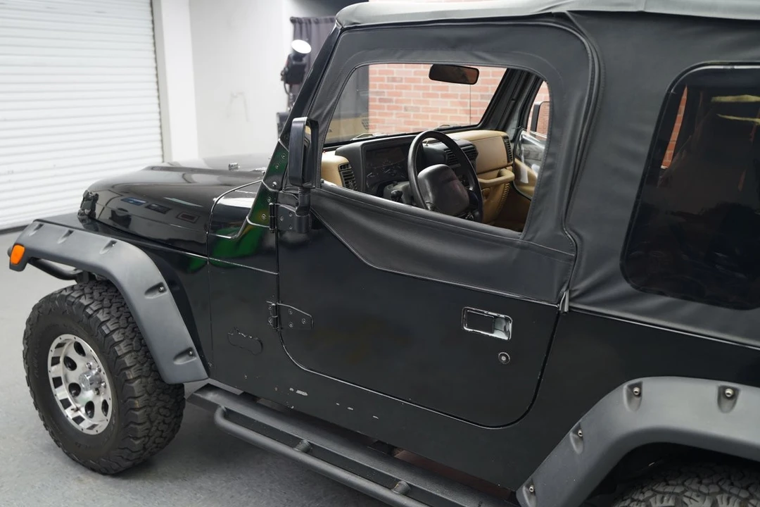 1999 Jeep - Image 29 of 31
