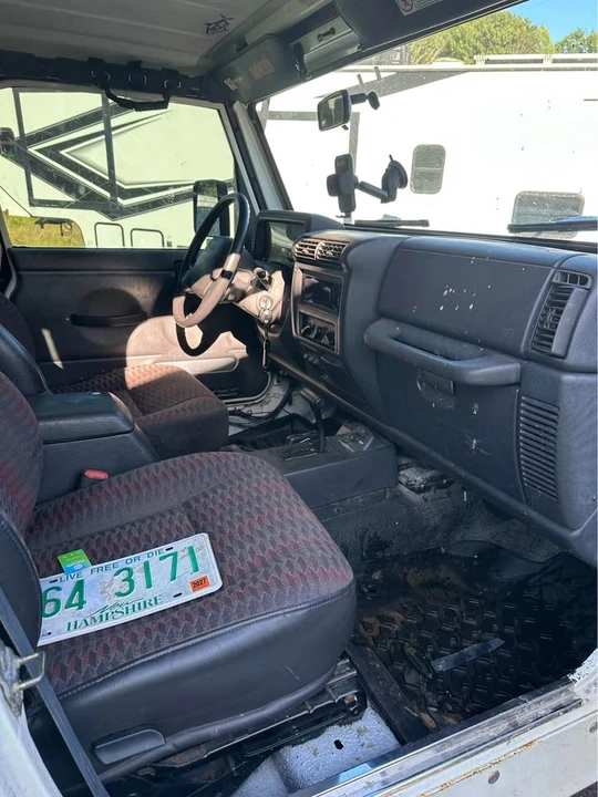 1999 Jeep TJ Wrangler - Image 9 of 17