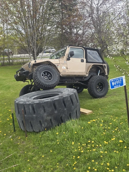 1999 Jeep TJ Wrangler - Image 11 of 25