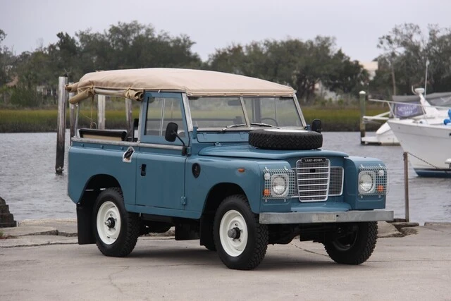 1999 Land Rover Defender 110 - Image 8 of 31