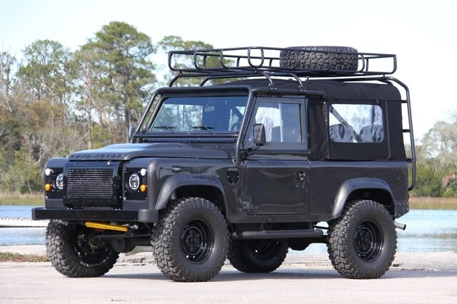 1999 Land Rover Defender 110 - Image 12 of 31