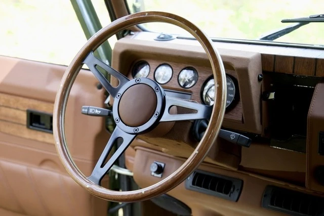 1999 Land Rover Defender 110 - Image 28 of 31