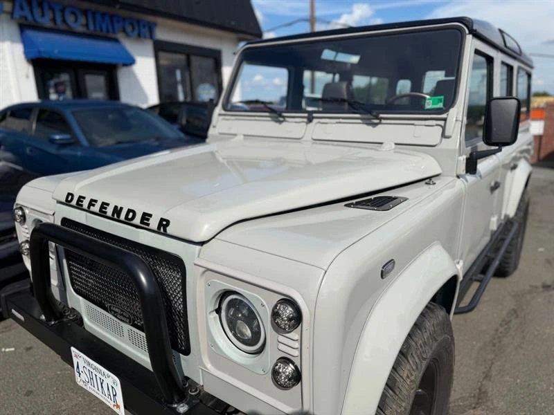 1999 Land Rover Defender 110 - Image 11 of 20