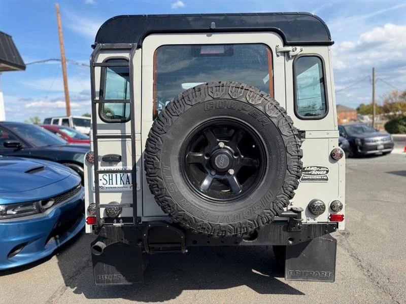 1999 Land Rover Defender 110 - Image 8 of 20
