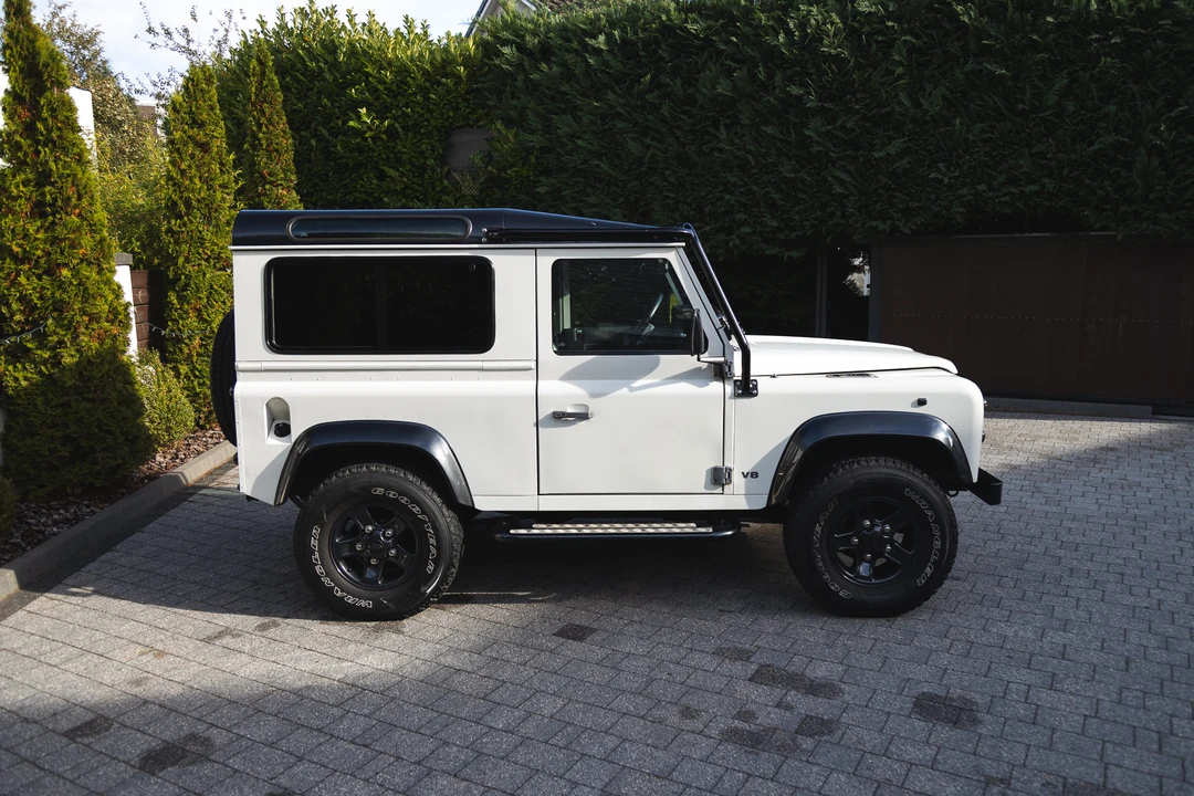 1999 Land Rover Defender 90 - Image 13 of 31