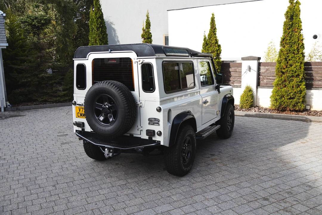 1999 Land Rover Defender 90 - Image 6 of 31