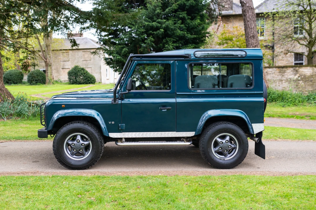 1999 Land Rover Defender 90 - Image 5 of 31