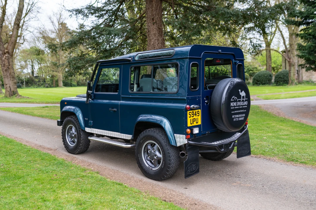 1999 Land Rover Defender 90 - Image 6 of 31