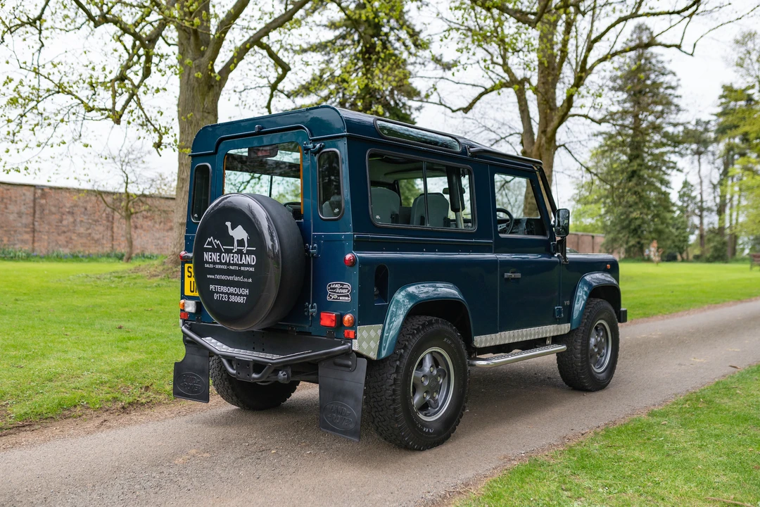 1999 Land Rover Defender 90 - Image 8 of 31