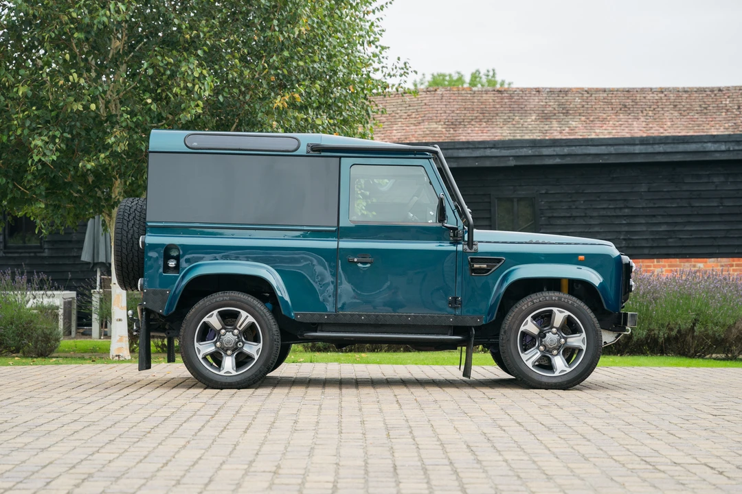 1999 Land Rover Defender 90 - Image 15 of 31