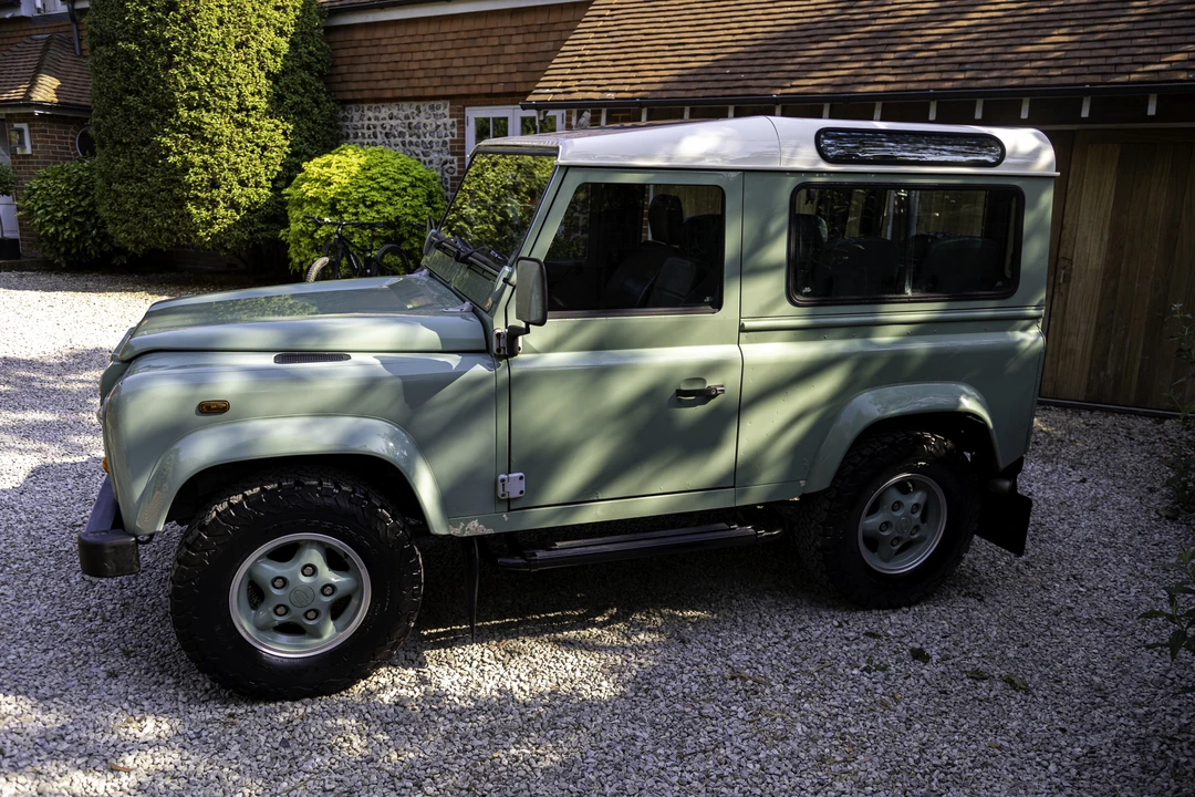 1999 Land Rover Defender 90 - Image 13 of 31