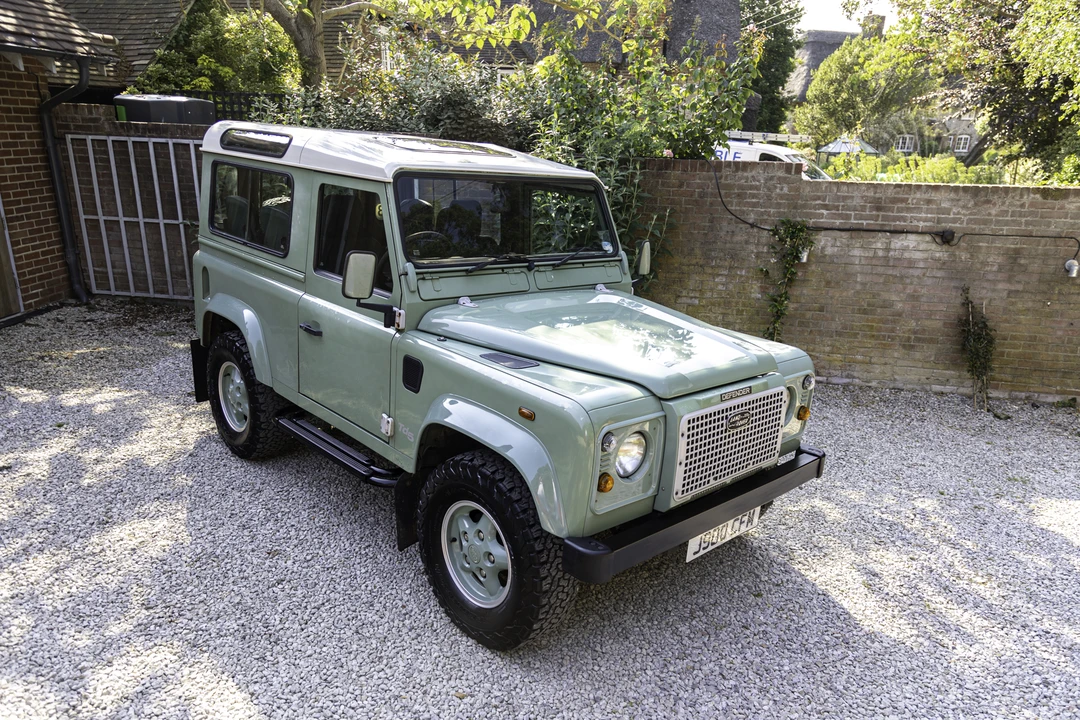 1999 Land Rover Defender 90 - Image 16 of 31