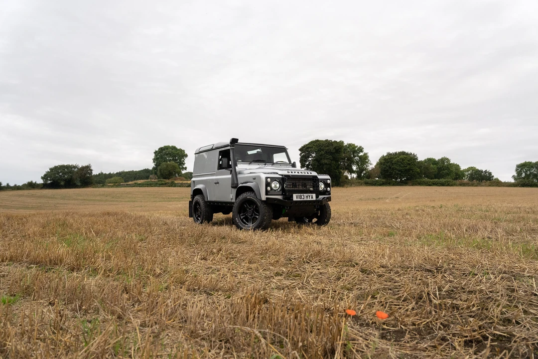 1999 Land Rover Defender 90 - Image 19 of 31