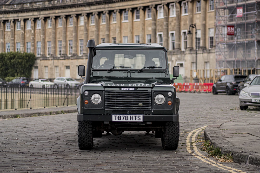 1999 Land Rover Defender 90 - Image 3 of 31