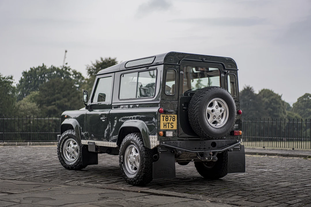 1999 Land Rover Defender 90 - Image 8 of 31