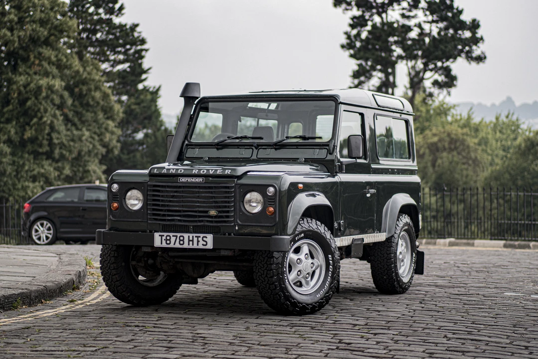 1999 Land Rover Defender 90 - Image 10 of 31