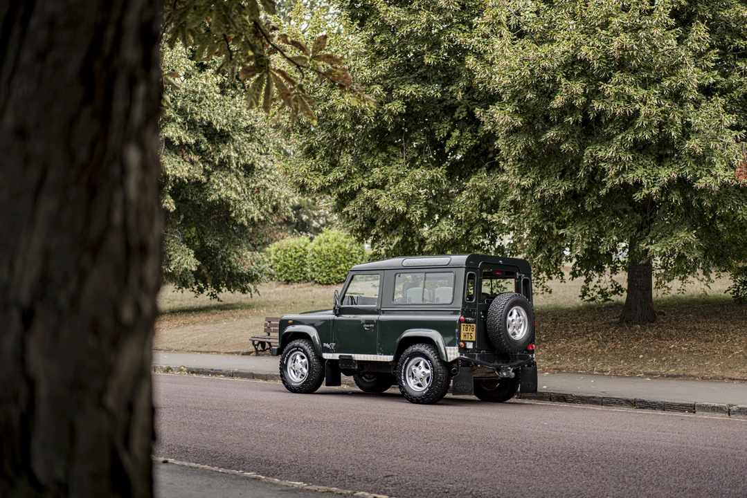 1999 Land Rover Defender 90 - Image 14 of 31