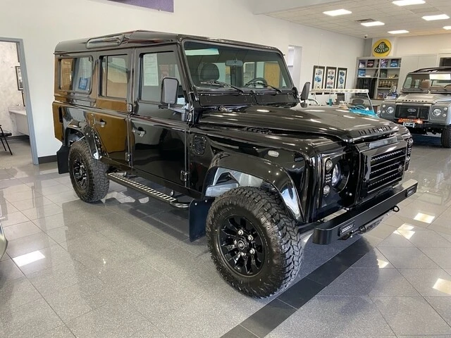 1999 Land Rover Defender 110 - Image 7 of 21