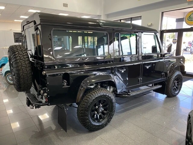 1999 Land Rover Defender 110 - Image 6 of 21