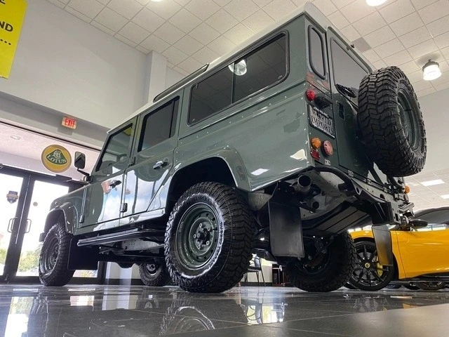 1999 Land Rover Defender 110 - Image 19 of 21