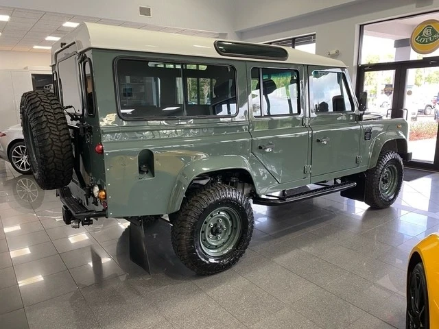 1999 Land Rover Defender 110 - Image 8 of 21