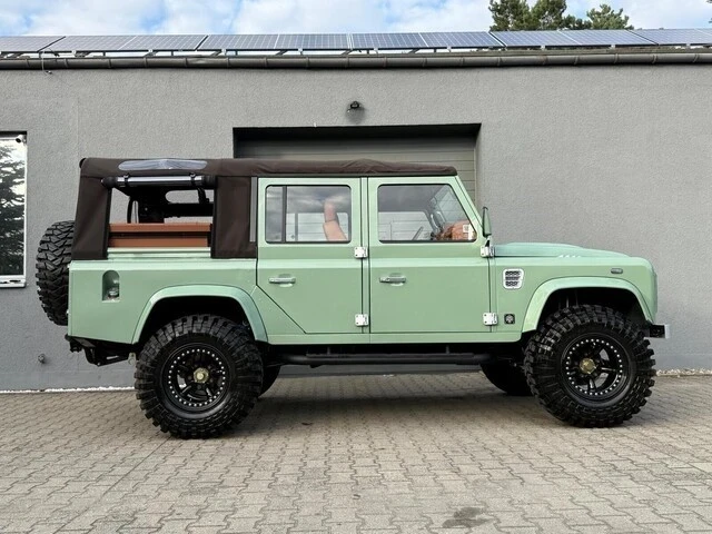 1999 Land Rover Defender 110 - Image 2 of 21