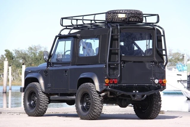1999 Land Rover Defender 110 - Image 13 of 21
