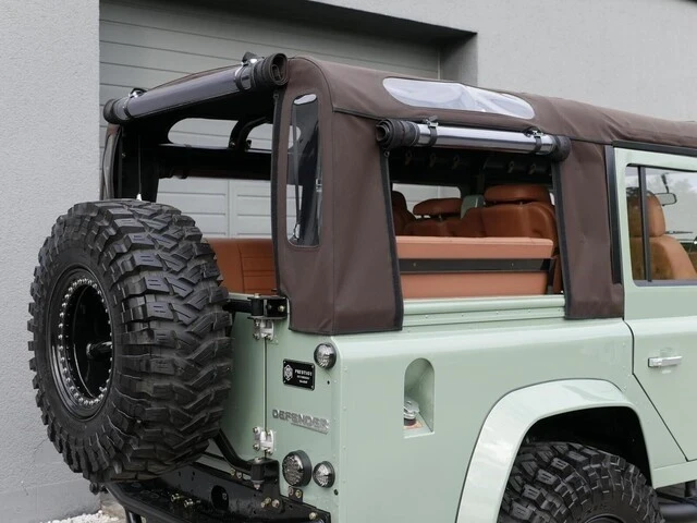 1999 Land Rover Defender 110 - Image 8 of 21