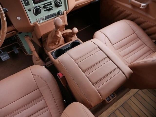 1999 Land Rover Defender 110 - Image 16 of 21